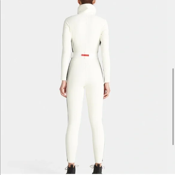 NWT Cordova signature belted ski suit ( fits snug) - Picture 4 of 15